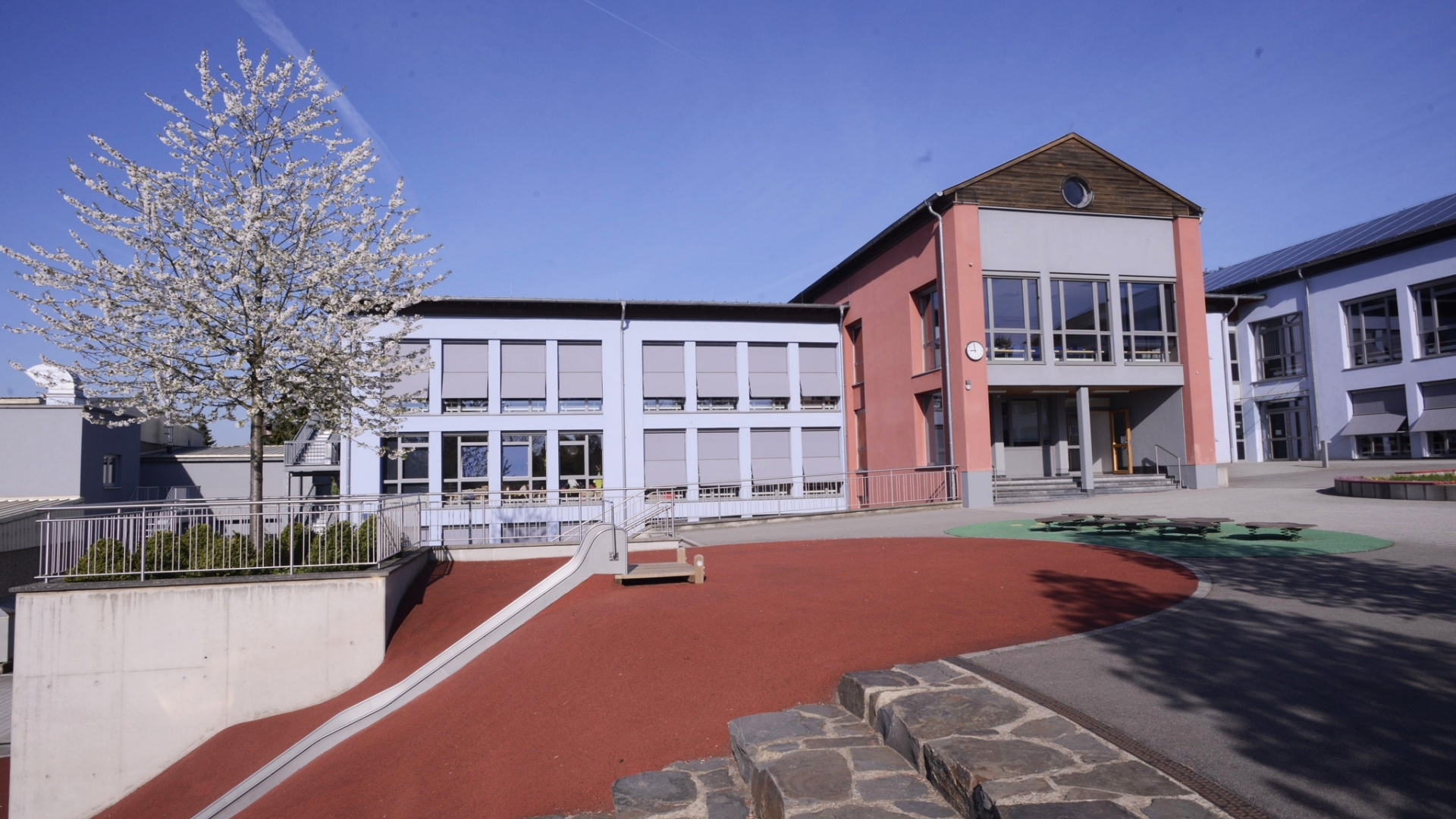 Ecole um Weier Sandweiler(resize)