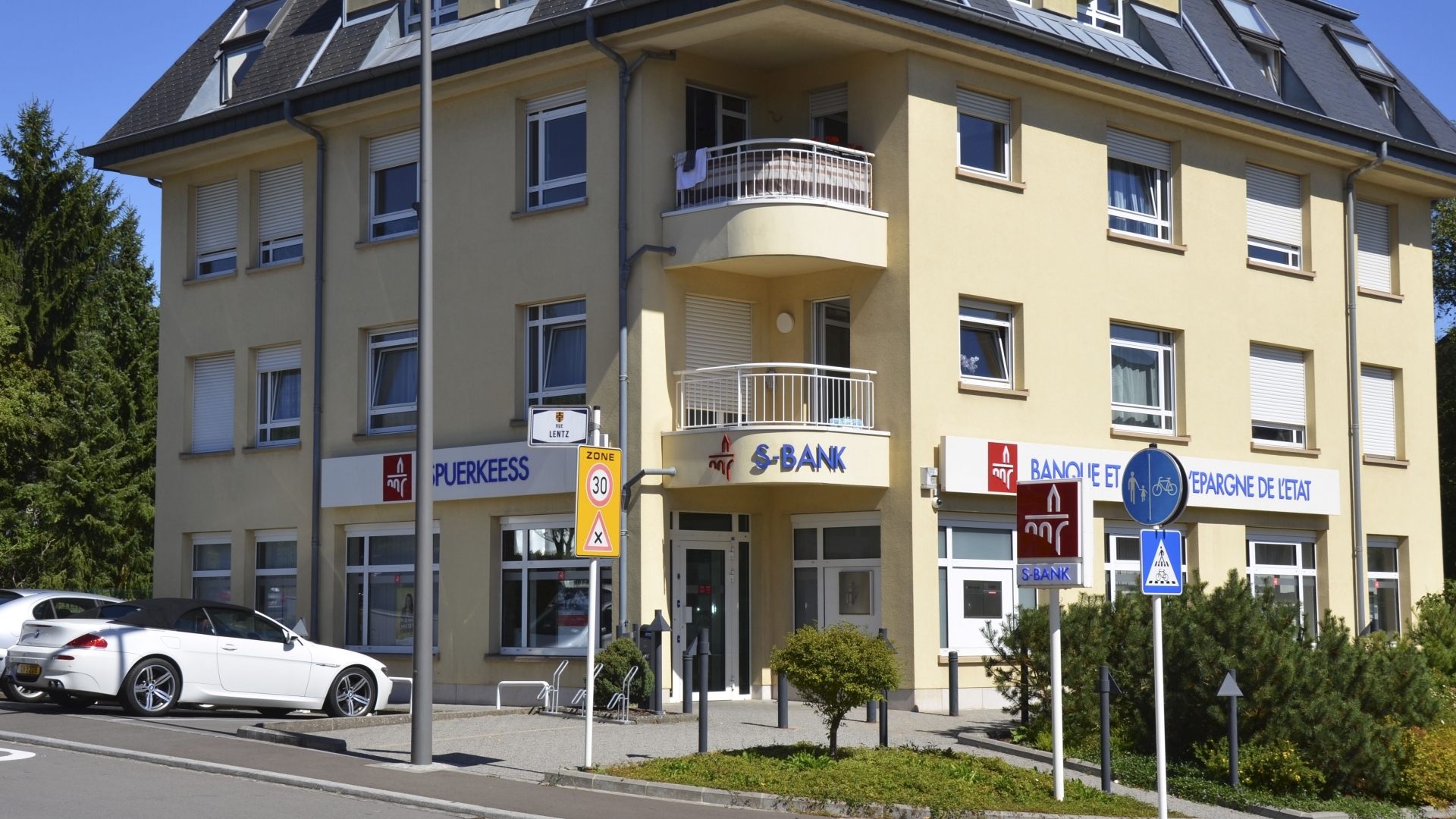 BCEE Spuerkeess Agence Sandweiler (resize)