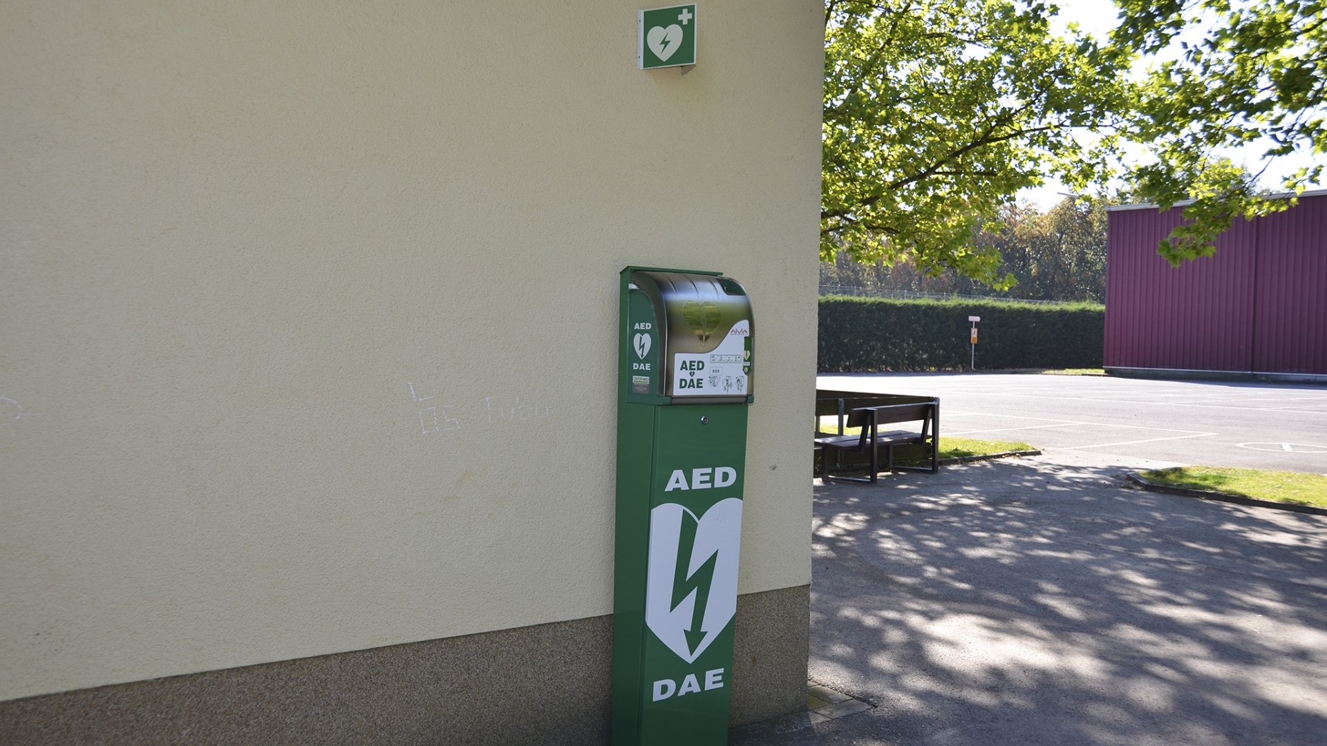 Défibrilateur - rue de la Gare (resize)