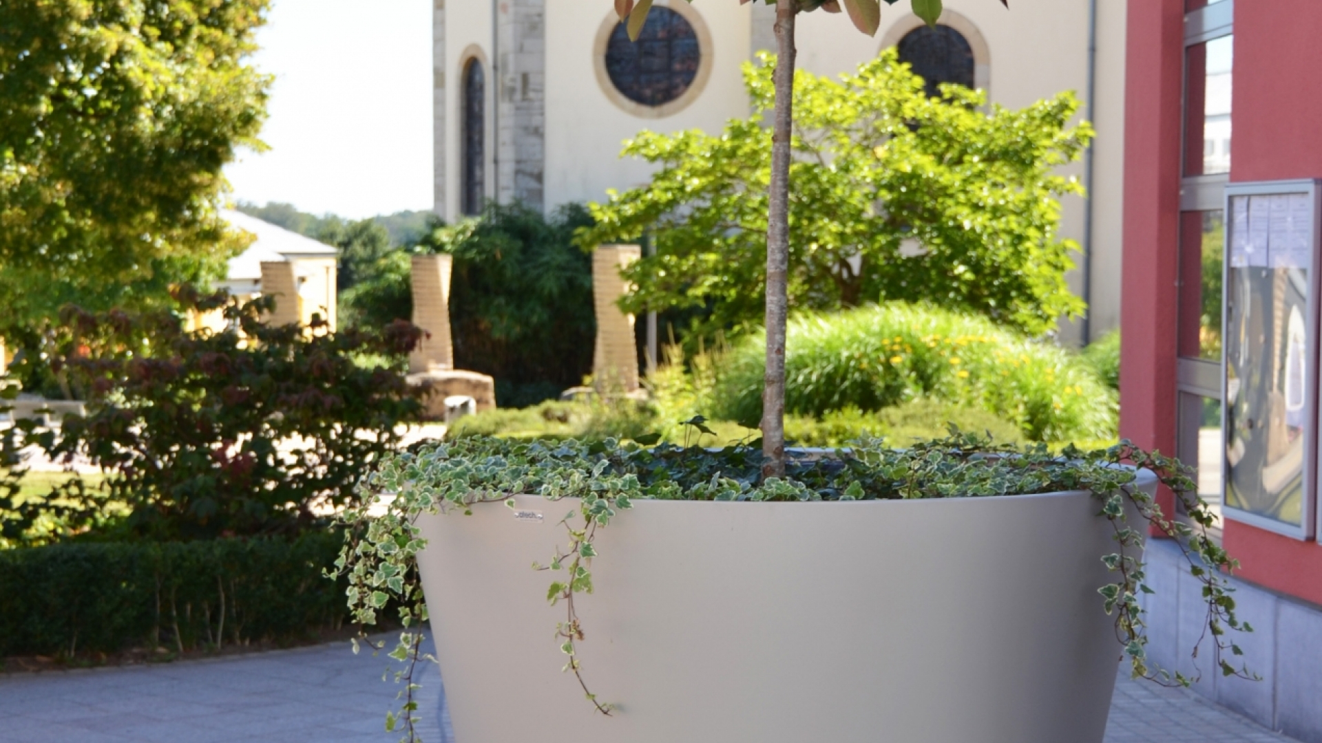 Mairie Sandweiler - alentours (2) (resize)